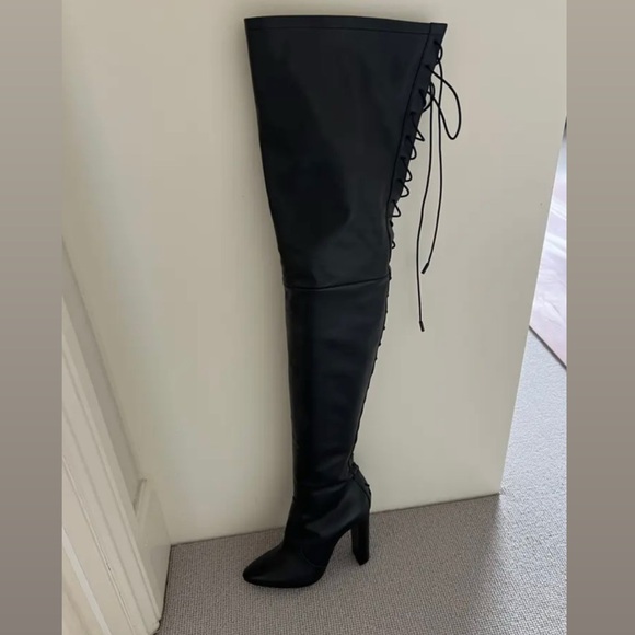 SAINT LAURENT BOOT - Picture 2 of 9